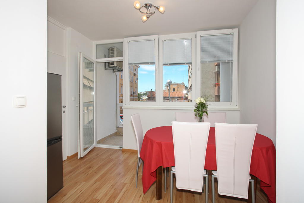 Bay Bridge Center Apartment 1 Zadar Room photo